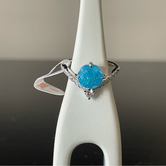BP Blue Ice Crystal Sterling Ring (RBP 5025) - Picture 9 of 12